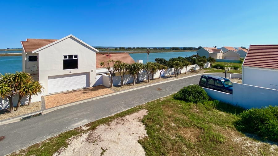3 Bedroom Property for Sale in Port Owen Western Cape